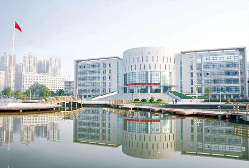 兰州城市学院吃瓜照片