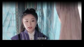 撑着小伞吃小瓜,撑伞品瓜，悠然自得的生活时光